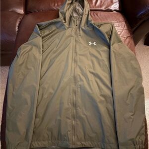 Under Armour Olive Green Hooded Lightweight Jacket